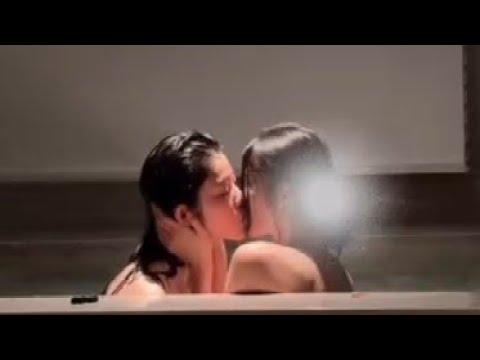 Kiss In The Pool 💋 Shao Re Hu Shuo Reaction, GL WLW