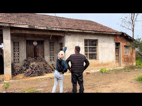 Couple Buys an Abandoned House by the River and Cleans and Renovates It