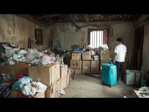 Leaving city~ A single middle-aged man cleans up and decorates his shabby house in the countryside