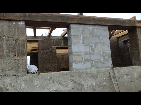 Дом с опилкобетона. Прошел год как начали строить Дом.