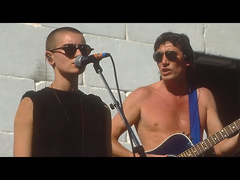 Sinéad O'Connor e Roger Waters - "Mother"