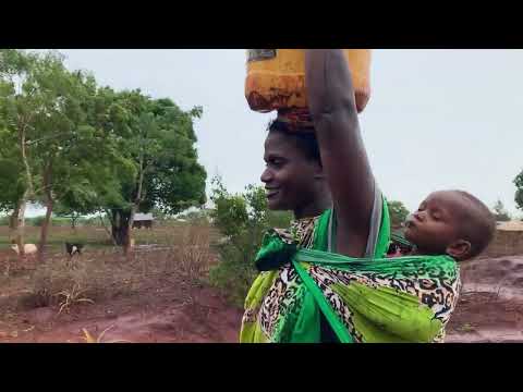 Baking Carrot Butter Cake Without an Oven | Rainy Morning In Our African Village ||African Breakfast