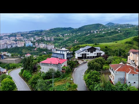 للبيع فيلا اطلاله على البحر و الطبيعة و المدينة جميلة جدا قريبا من مركز طرابزون