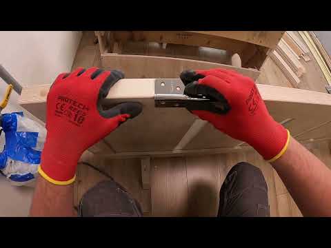 Как установить двери.