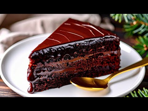 A delicious homemade Christmas cake in just 15 minutes!  It melts in your mouth!