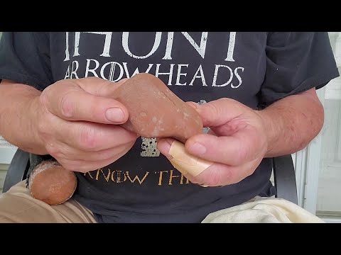 Flint Knapping - Thinning a Fat Cobble