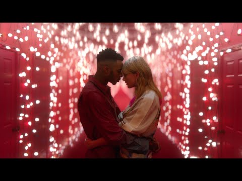 Taylor Swift - Lover (Official Music Video)