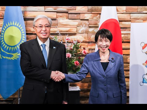 "Central Asia plus Japan" Dialogue and Summit Meeting with Participating Countries (1) December 1...
