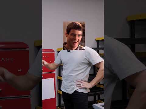 I asked a mushroom farmer if The Last of Us could actually happen