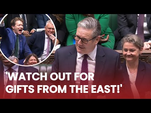 VERY FUNNY moment Starmer drops Nativity joke in warning to Reform MPs | PMQ highlights