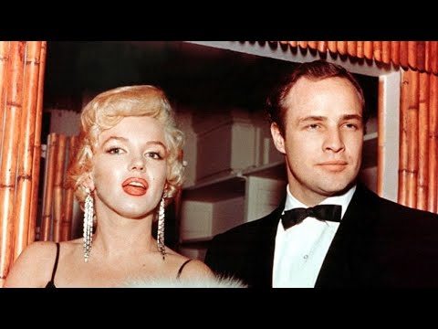 Women speaking about Marlon Brando for 15 minutes.