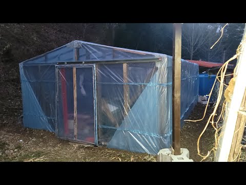 하우스 비닐 교체 작업 (목조 뼈대 비닐하우스) #비닐하우스 #하우스비닐교체 #하우스비닐교체하기 #하우스비닐 #시골일상 #귀촌생활