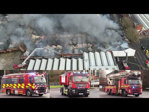 MAKE PUMPS 23 Factory Fire in Wolverhampton, West Midlands (14/01/26)