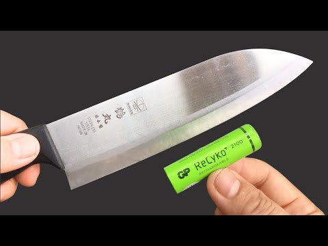 Sharpen Any Knife Like a Razor in 1 Minute Just an Old Battery!