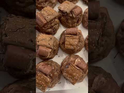 Some of this weeks cookies 💖💖🔥🔥🍪🍪