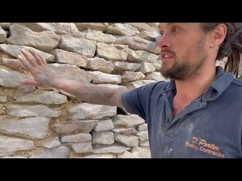 How to lime point a 300 year old property Pt 1 (backpointing)