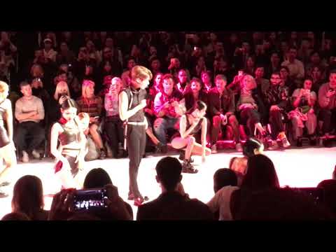 171017 Seoul Fashion Week SUPERCOMMAB Show - SHINee Taemin Move