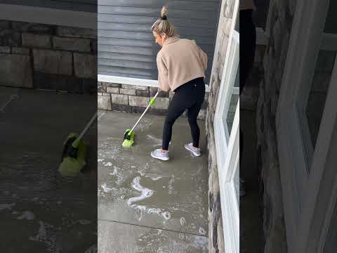 Fall porch reset for the win! #fall #porchdecor #falldecor