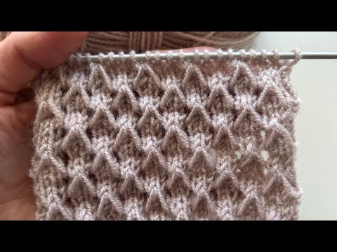 EYE-CATCHING! Have you knitted this pattern yet?!