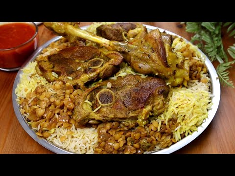 Cooking a special and delicious Arabian lamb and rice recipe (Majboos!)