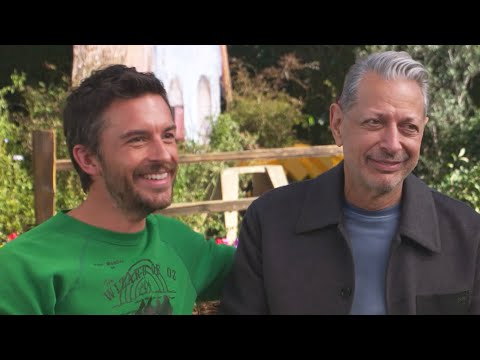 Wicked: Jonathan Bailey on His CHEMISTRY With Basically Everyone (Exclusive)