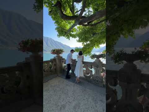 I never wait in line for a photo... except here