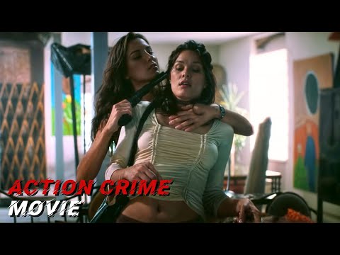 Tourists Entangled In Deadly Situation After Accidentally Discovering Crime! | Action English Movie