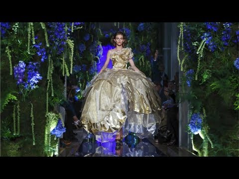 Guo Pei | Haute Couture | Fall/Winter 2017/18