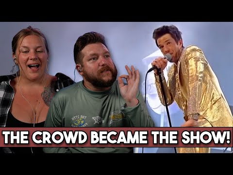 We Watched The Killers Mr. Brightside Live And The Amazing Crowd Gave Us CHILLS!