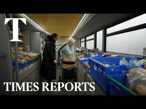 Food bus fights poverty in the UK's cost of living crisis | Times Reports
