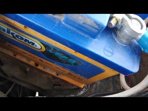 масса с кузова. решаем проблему с просадом. маленький вольтаж при работающем двигателе.