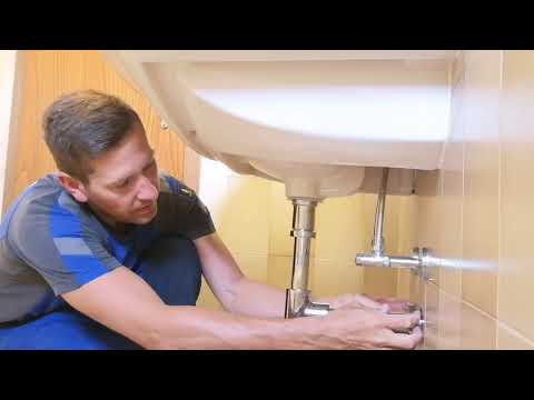 Siphon Waschbecken und Ablaufventil click Clack montieren.Geruchverschluss Waschbecken