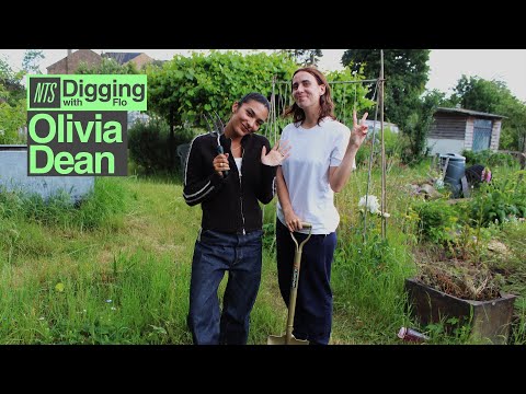 Digging with Olivia Dean and Flo