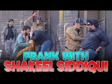 | PRANK WITH SHAKEEL SIDDIQUI | By Nadir Ali & Ahmed khan in | P4 Pakao | 2022