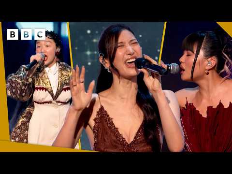 HUNTR/X perform ‘Golden’ LIVE at the BAFTAs 🎤✨ (EJAE, Audrey Nuna and REI AMI) - BBC
