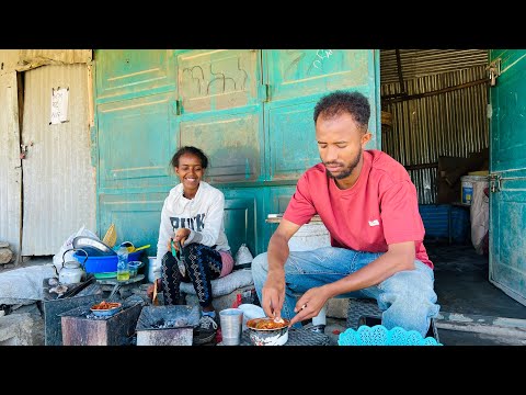 🔴ካብ ዓደይ ወፂአ ተሰዲደ😭ኩሉ ሰብ ኣግሊሉኒ ወላዲተይ ሓዚና💔🥹😭