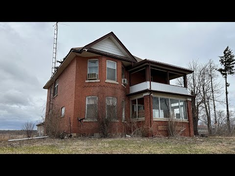 Terrifying ABANDONED 1900s farmhouse with power