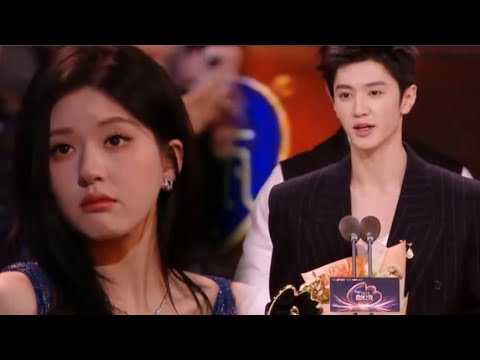 Chen Zheyuan won the award and publicly confessed to Zhao Lusi. She was surprised and shy!