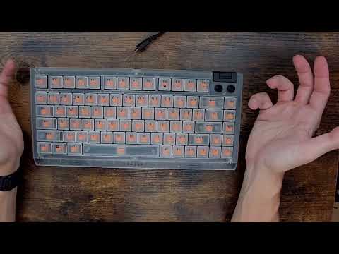 Razer Blackwidow V4 Pro - Phantom White Edition