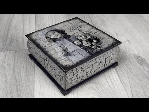 Одношаговый кракелюр и декупаж шкатулки из МДФ/One-step craquelure and decoupage MDF boxes