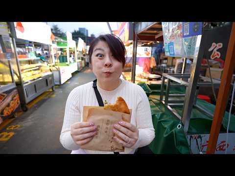 Trying China Street Food at Zhi Cun Night Market