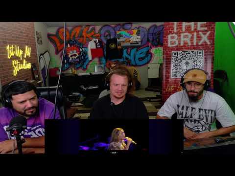 Lit Up AV Reactions: Sweet Dreams Medley at Wynn Las Vegas with Lyrics ~ I Am… Yours Tour ~ 2009