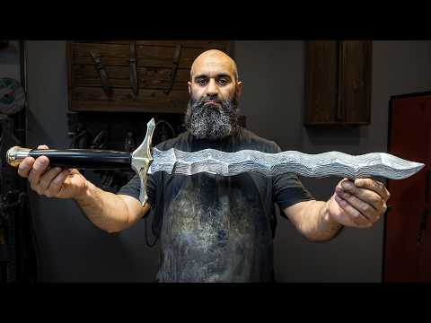 Epic Sword Build: Forging a Short Zweihander from Bearing Rods