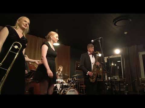 Promenade aux Champs Elysées. Nanna Carling Swing Band. Falsterbo Jazzklubb. #jazz