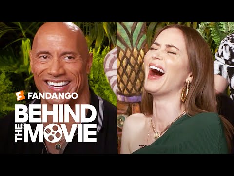 Dwayne Johnson & Emily Blunt Talk About Their “White Hot Kiss” in Disney’s ‘Jungle Cruise’