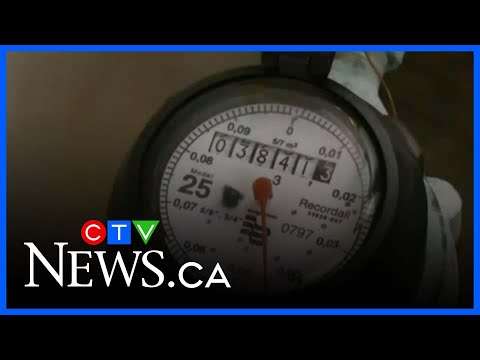Two Ontario homeowners shocked after receiving large water bills totalling nearly $20,000