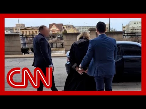 Wisconsin judge and former New Mexico judge charged with obstructing immigration cases