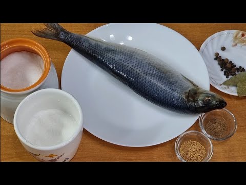 The BEST recipe for lightly salted marinated herring at home, boneless herring fillets!