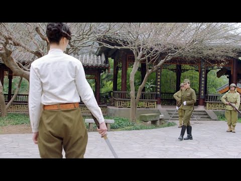 日本女武士太狂，竟揚言要打敗中國武士大師，3回合下來被全方位碾壓