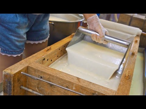 How to Make Tofu Skin in The Traditional Way / 千張干豆腐製作, 手工豆腐皮 - Taiwanese Street Food